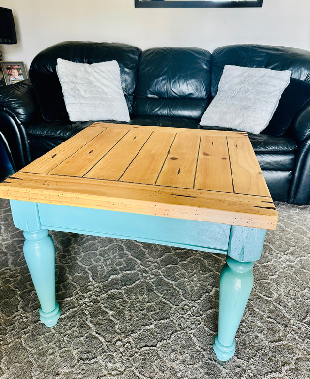 Refinished coffee table in Coffee Tables in Owen Sound - Image 2
