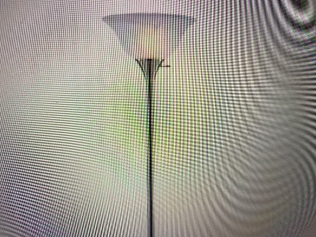 FLOOR LAMP dans Éclairage intérieur et plafonniers  à Ville de Montréal