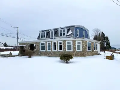 *** 4 Bedroom 1.5 Baths 2100 Sqft Home on Dublin Shore*** ***Rent $2200.00 Water Included*** ***Pet...