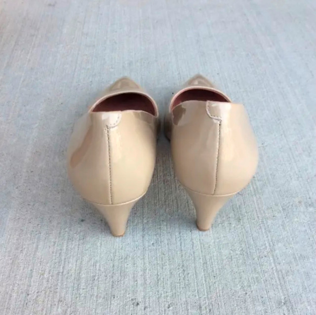 Vince Camuto Nude Heels - Size 7 in Women's - Shoes in Barrie - Image 2