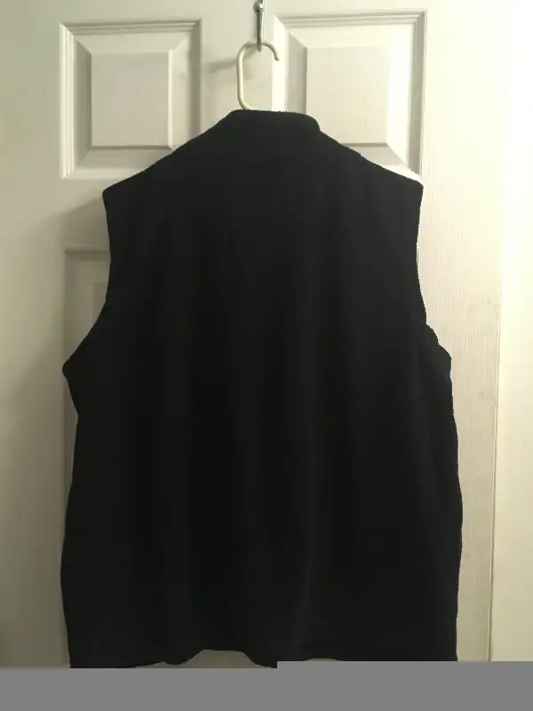 Ladies Fleece Vest in Women's - Tops & Outerwear in Winnipeg - Image 5