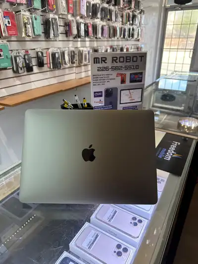 MacBook Pro 13" (2020) M1 8GB 256GB – Excellent, View more