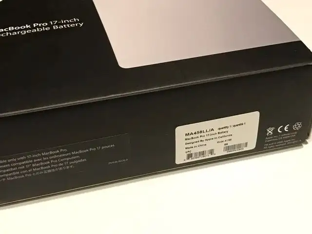 Genuine Apple MacBook Pro 17 Inch Rechargeable Battery in Laptop Accessories in Mississauga / Peel Region - Image 6