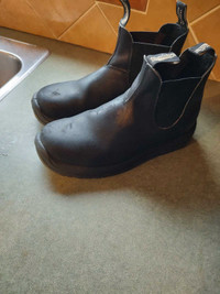 Blundstone work boots