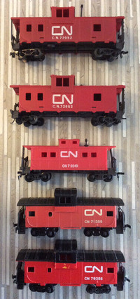 Train wagon Caboose HO Canadien National Center BAY WINDOW