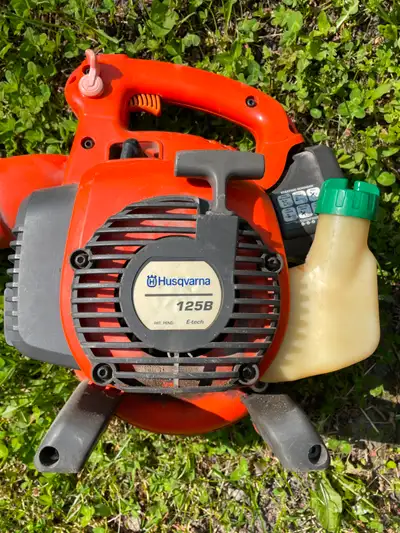 Husqvarna 125B Leaf Blower, View more