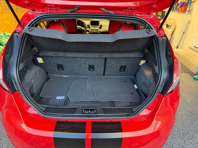 2015 ford fiesta st  in Cars & Trucks in Ottawa - Image 4