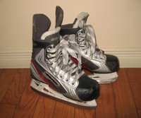 Hockey Skates size Jr.8,9, Jr.12 to 2, Size S/XS Helmet Comb