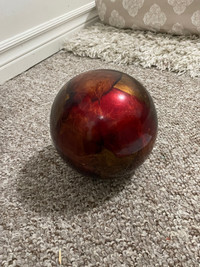 Reduced Red/maroon decor items