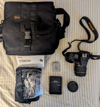 Nikon D5600 Camera comes with Camera Bag & Rain cover