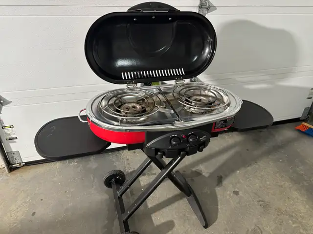 BBQ/poêle portatif in BBQs & Outdoor Cooking in Longueuil / South Shore - Image 3