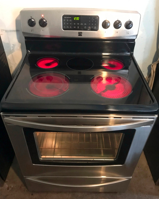 Kenmore self clean n convection glass stove, delivery available