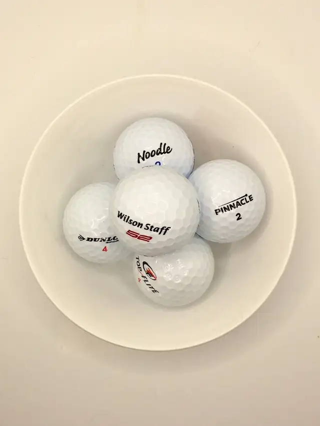 Golf balls in mint condition $10/dozen in Golf in City of Toronto - Image 2