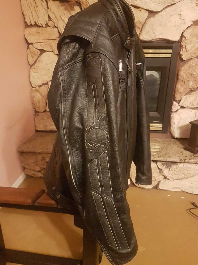 Harley Davidson Leather Jacket  in Other in Windsor Region - Image 3