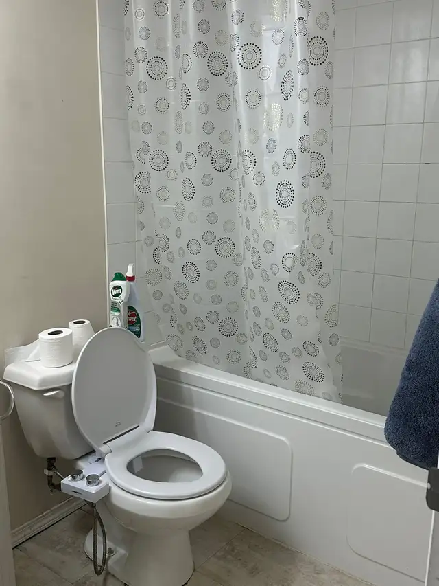 Basment for rent in Long Term Rentals in Calgary - Image 6