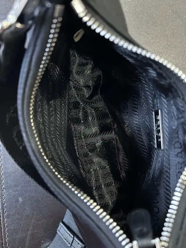 Woman bag in Women's - Bags & Wallets in Markham / York Region - Image 5