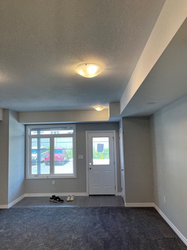 2 bed 2 bath townhome Kitchener Long Term Rentals Kitchener