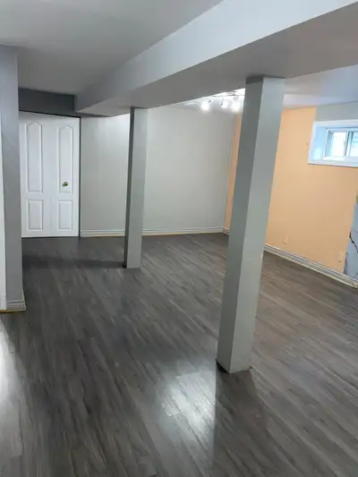 2 bedroom 1 wsh Basement Unit Mississauga Call/Text 416-709-4524