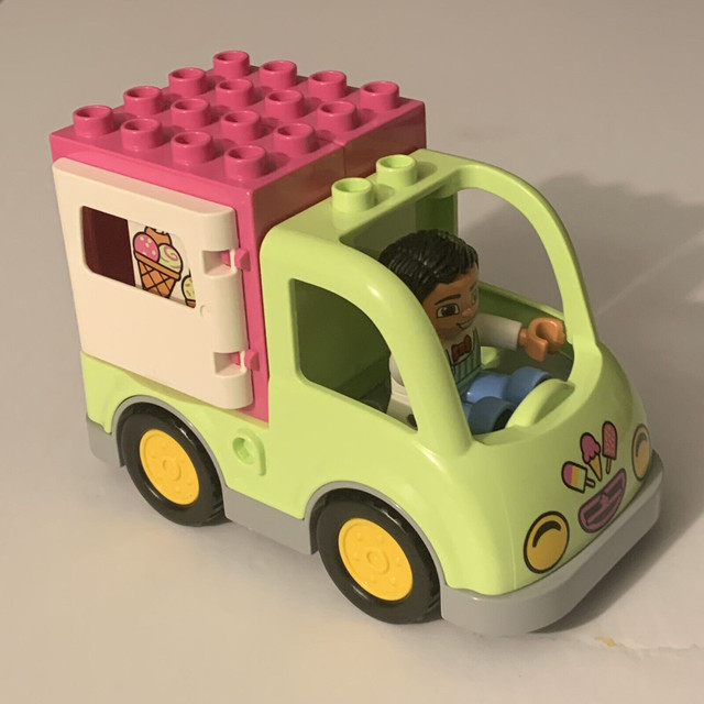 Duplo Ice Cream Truck in Toys & Games in Oshawa / Durham Region - Image 2