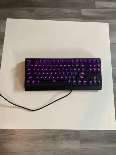 Clavier Gamer Razer (Format TKL) Améliorez votre setup avec ce clavier mécanique Razer performant et...