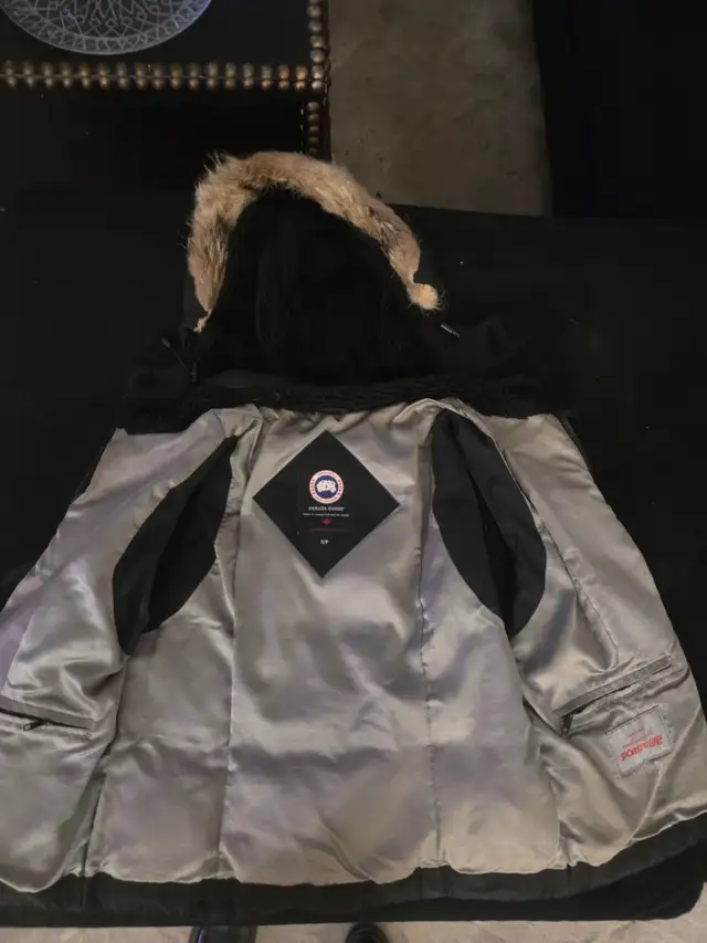 Canada goose exclusive collaboration in Women's - Tops & Outerwear in City of Toronto - Image 3