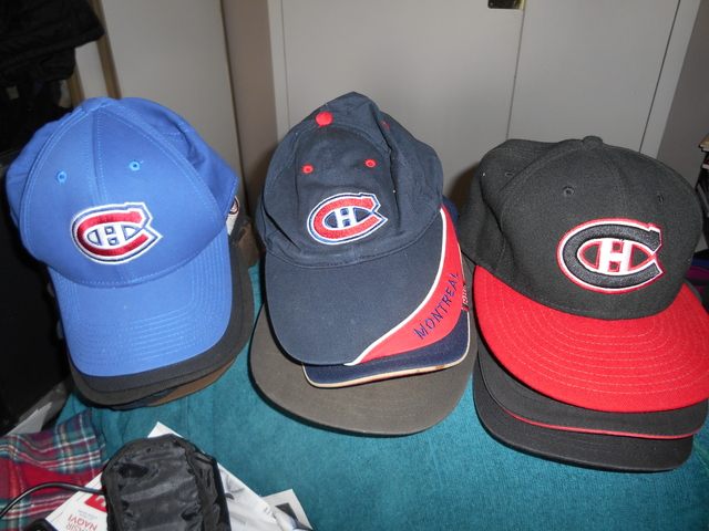 Habs Canadiens hats gloves, jerseys trade4 phone12 in Men's in Ottawa - Image 7