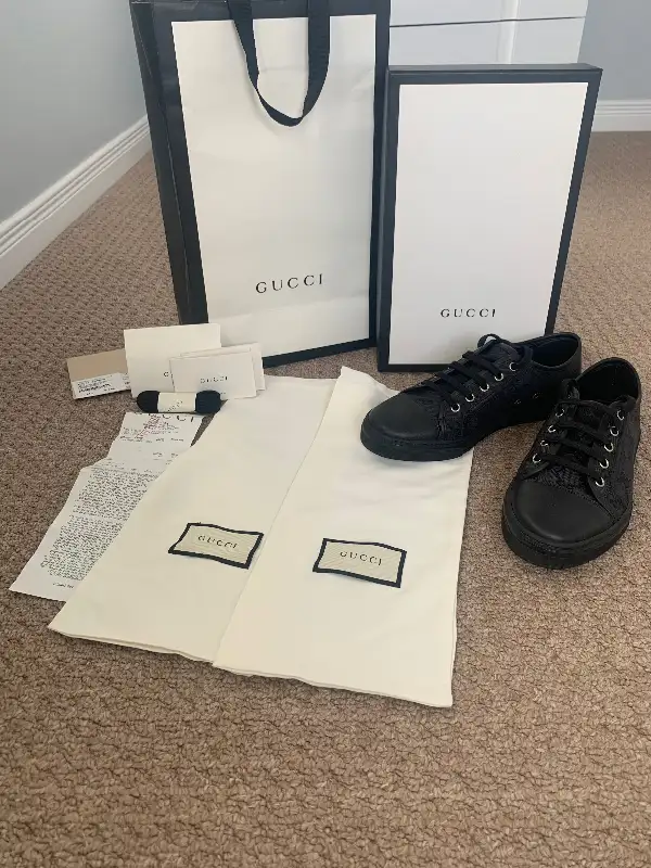 Women’s Authentic Gucci Sneakers - Black (Monogram Pattern) in Women's - Shoes in Kitchener / Waterloo - Image 2