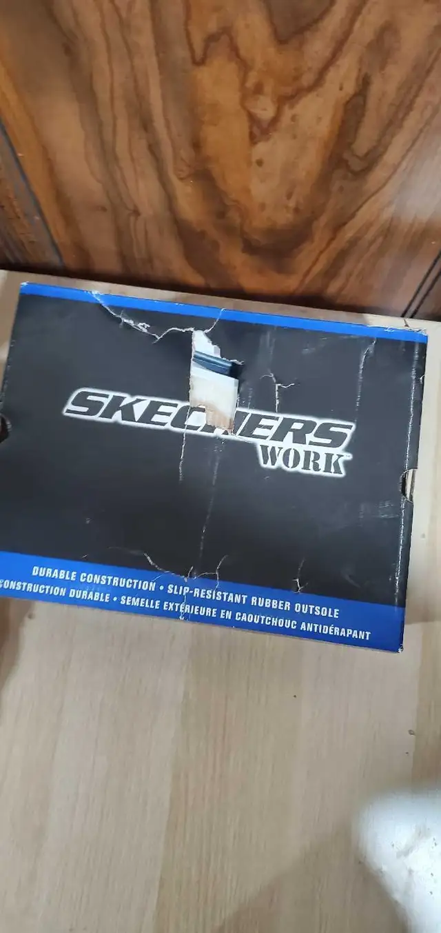 Skechers Work Shoes in Men's Shoes in Oshawa / Durham Region - Image 6