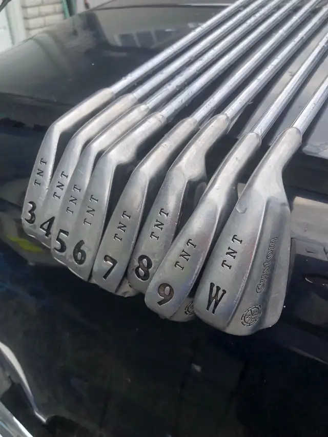 TNT Custom Golf Irons 3-PW (men’s RH Regular flex steel shafts) in Golf in Peterborough - Image 2