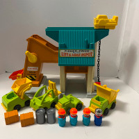 Vintage fisher price little people lift and load construction #2