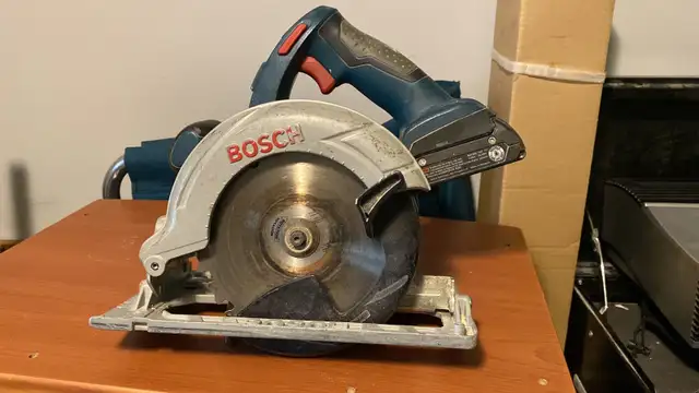 Bosch 18V 6-1/2-in Circular Saw