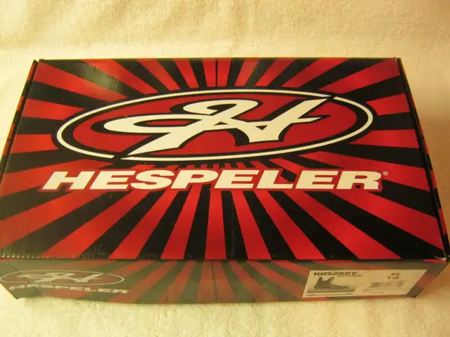 Hespeler Youth hockey skates. in Skates & Blades in City of Toronto - Image 6