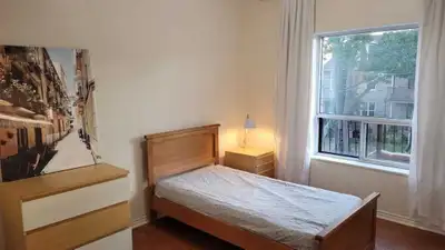 For single person only, male and female welcome. $920 Utilities and wifi included. Located at Bloor/...