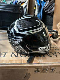 Shoei Qwest Motorcycle helmet - large