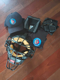 Umpires gear 