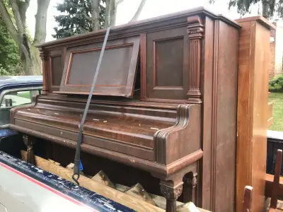 FREE PIANO 1915 DARK BROWN UPRIGHT BEAST PIANO FREE DELIVERY, View more