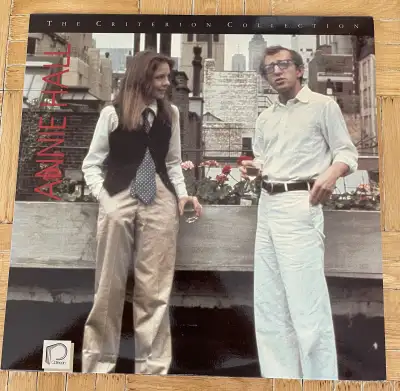 Like new, Annie Hall Criterion Collection Laserdisc.