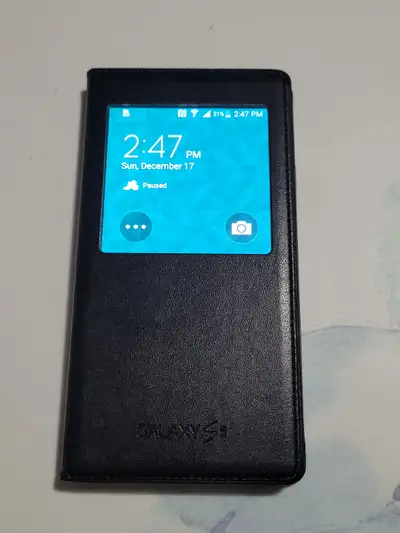 Excellent Condition Samsung galaxy S5, works good ,White Color, special Samsung case included, charg...