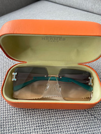Hermes sunglasses turquoise colour