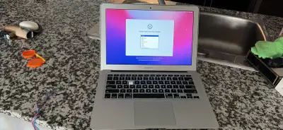 MacBook Air 13” 2017, View more