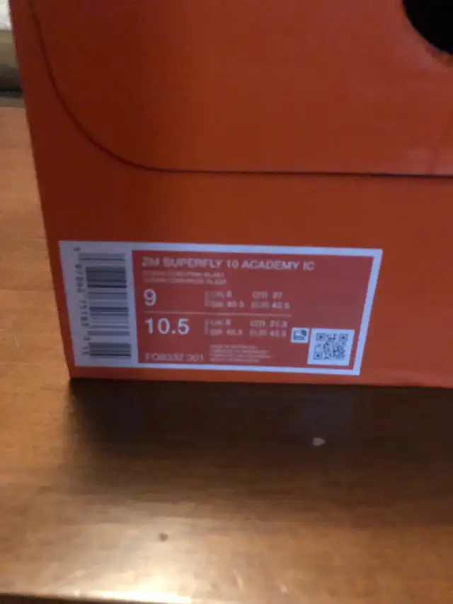 *DEAL* Nike ZM Superfly Academy 10 gris - Youth 9 in Soccer in Gatineau - Image 4