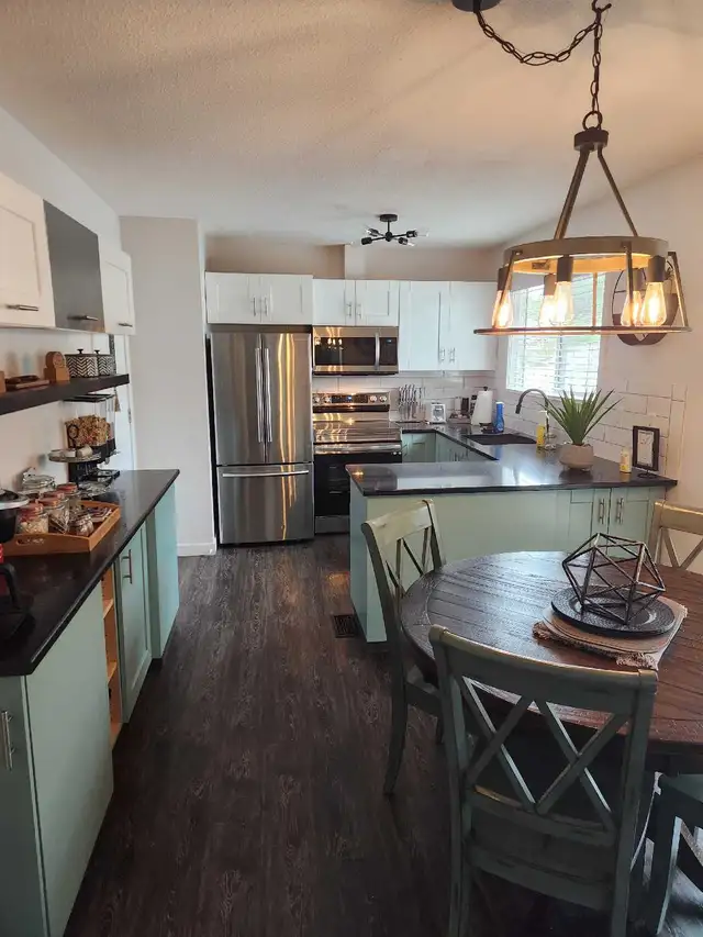 Carriage house for rent in Long Term Rentals in Kelowna - Image 4