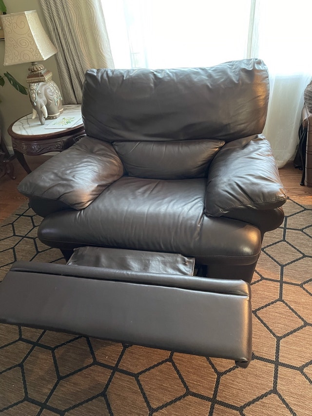 All Leather Extra Large Arm Chair and 3 Seater Reclining Sofa Chairs