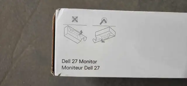 Dell 27 Monitor in Monitors in City of Montréal - Image 2
