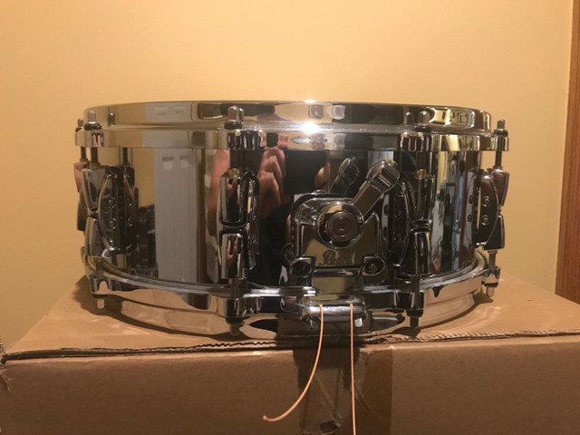 Pearl Reference Steel Snare 5.5x14 dans Percussions  à Longueuil/Rive Sud - Image 2