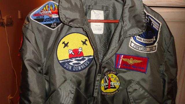 US Navy Patched Flight Jacket F14 Tomcat Squadron Patches XL in Arts & Collectibles in Kawartha Lakes - Image 2