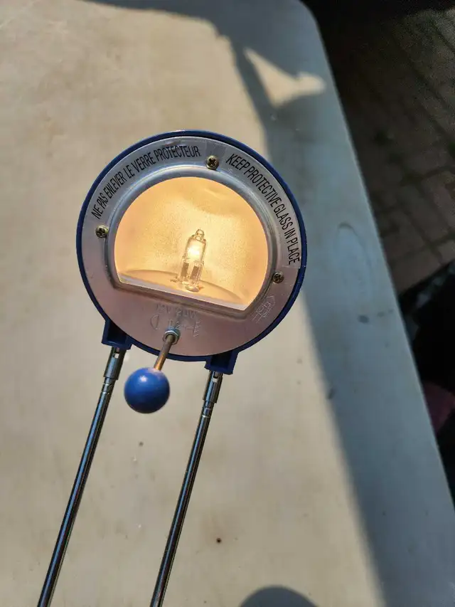 Desk Lamp in Indoor Lighting & Fans in Kitchener / Waterloo - Image 5