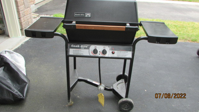 Reduced Price Outdoor Gas BBQ/Grill in BBQs & Outdoor Cooking in City of Toronto