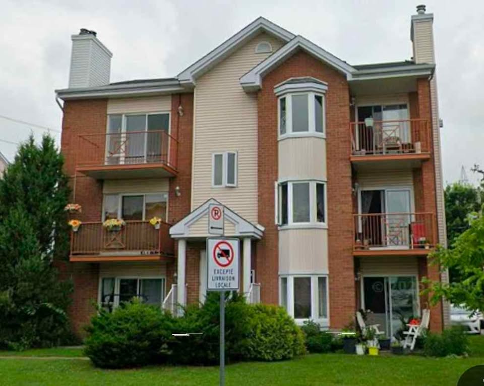 condo a louer st catherine southshore — photo 1