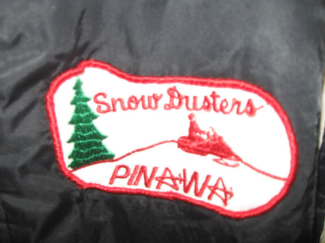 Vintage Snowmobile Jacket in Other in Moose Jaw - Image 2